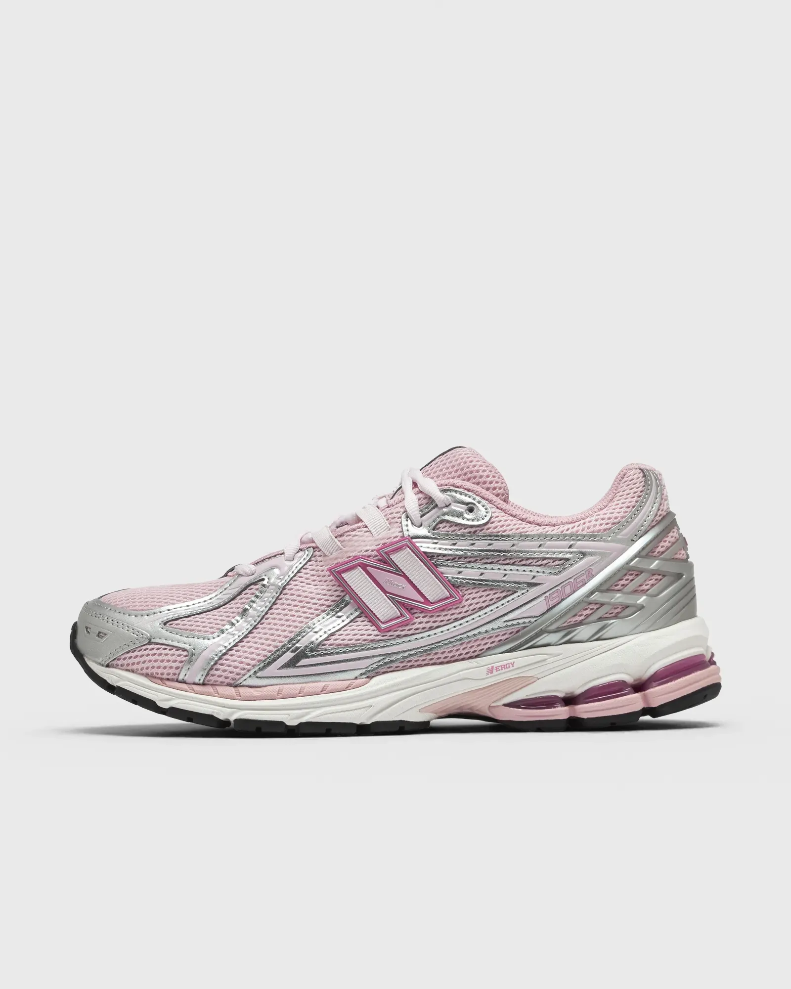 New Balance 1906R "Pink Chalk"