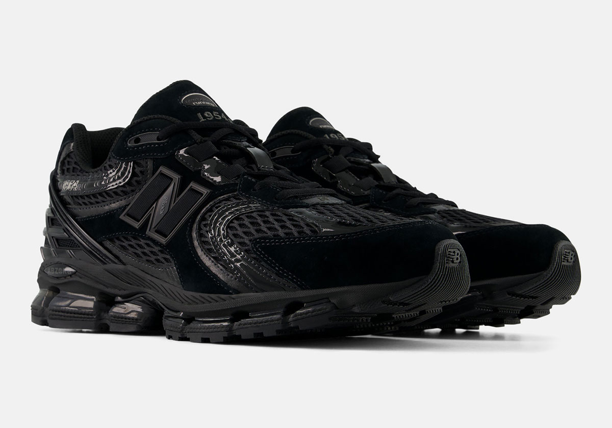 New Balance 1954R Triple Black