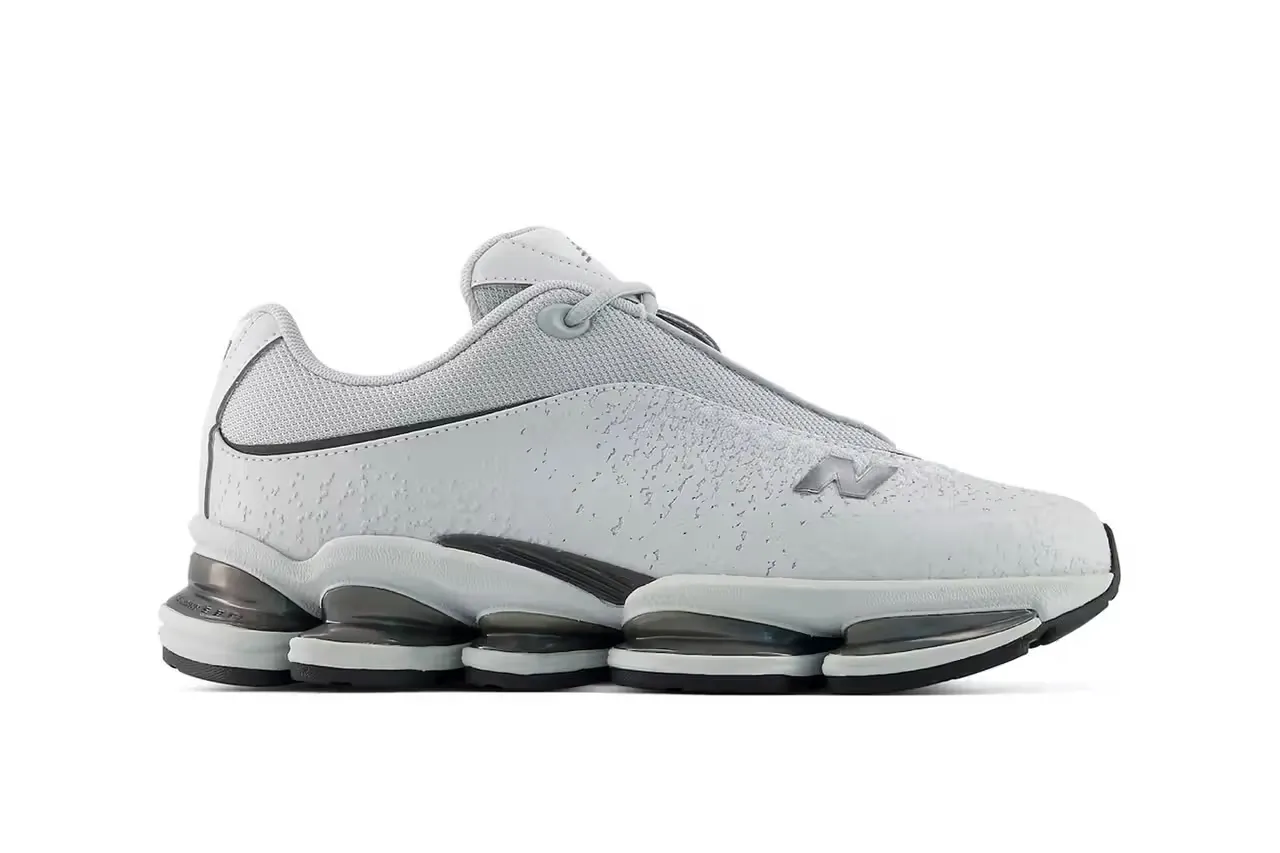 New Balance 2000S Grey