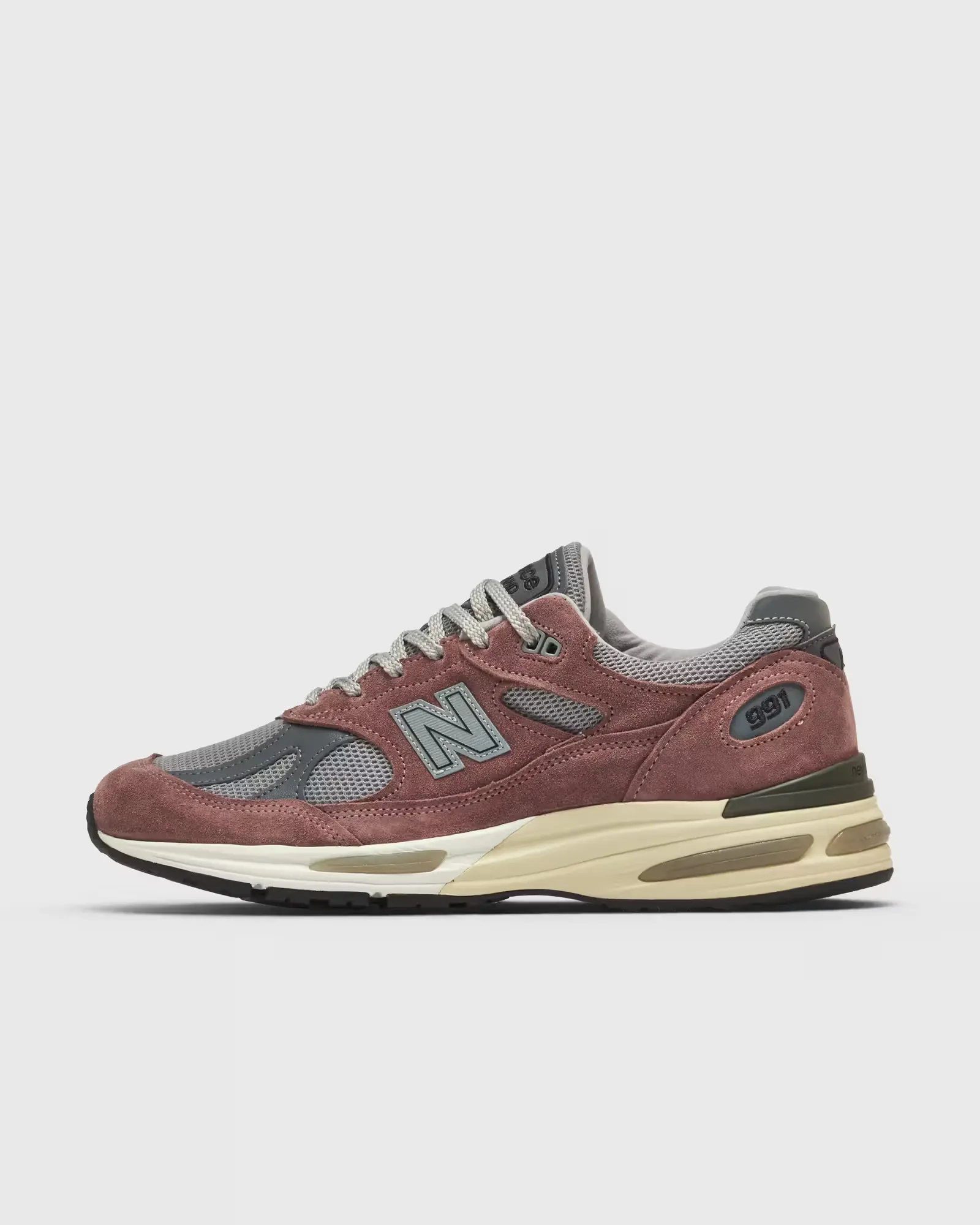 New Balance 991v2 UK Rose Taupe